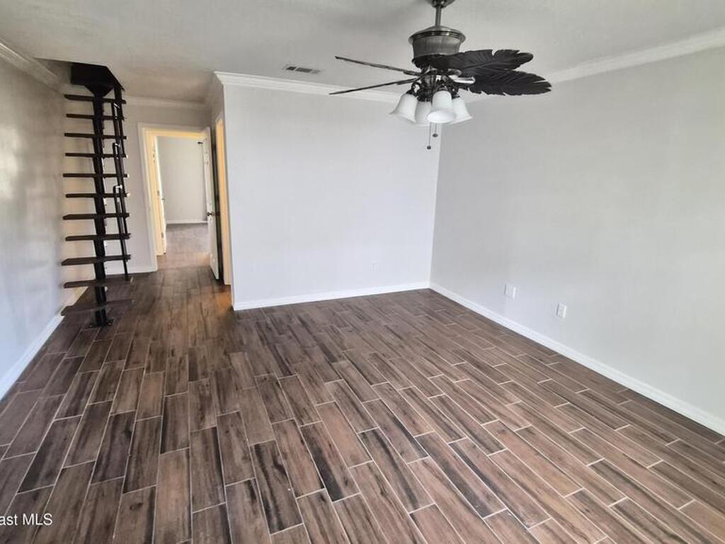 4948 Lake Waterford Way, Melbourne, FL 32901