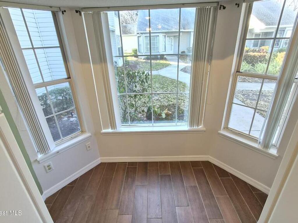 4948 Lake Waterford Way, Melbourne, FL 32901