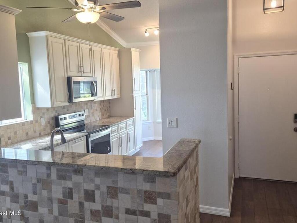 4948 Lake Waterford Way, Melbourne, FL 32901