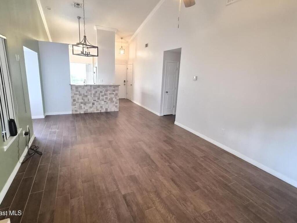 4948 Lake Waterford Way, Melbourne, FL 32901