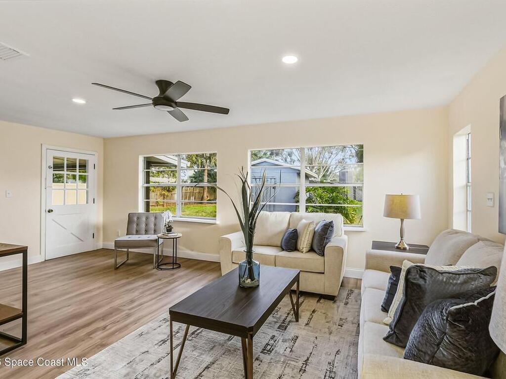 2283 Saint Swithin Lane, Melbourne, FL 32935