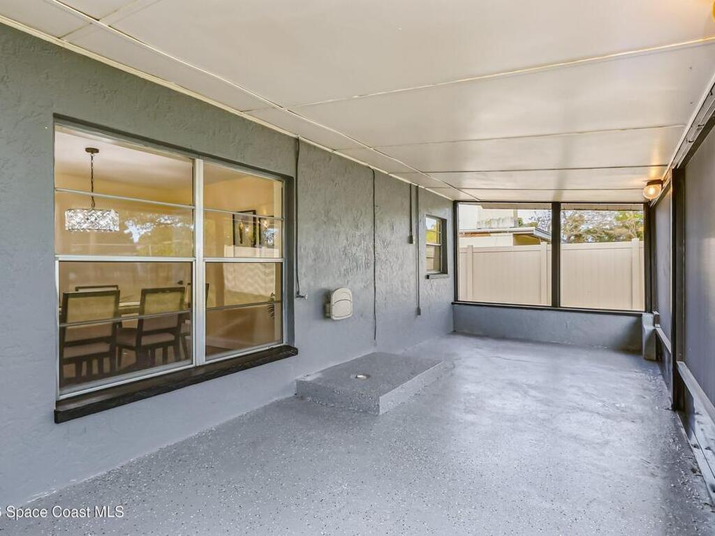 2283 Saint Swithin Lane, Melbourne, FL 32935