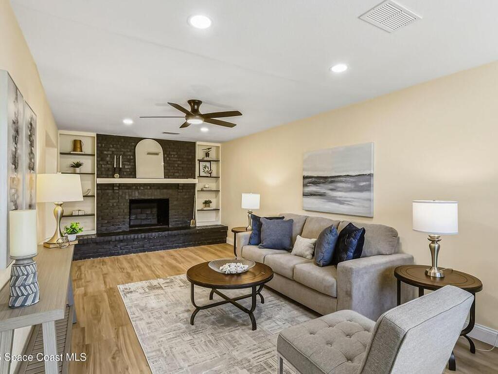 2283 Saint Swithin Lane, Melbourne, FL 32935