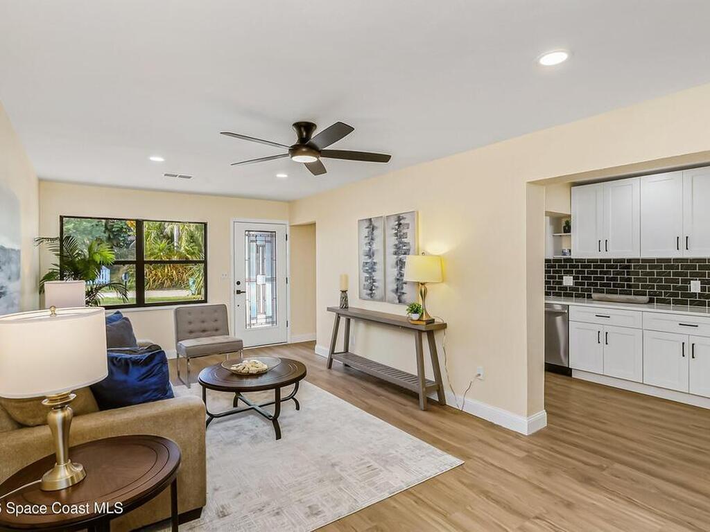 2283 Saint Swithin Lane, Melbourne, FL 32935