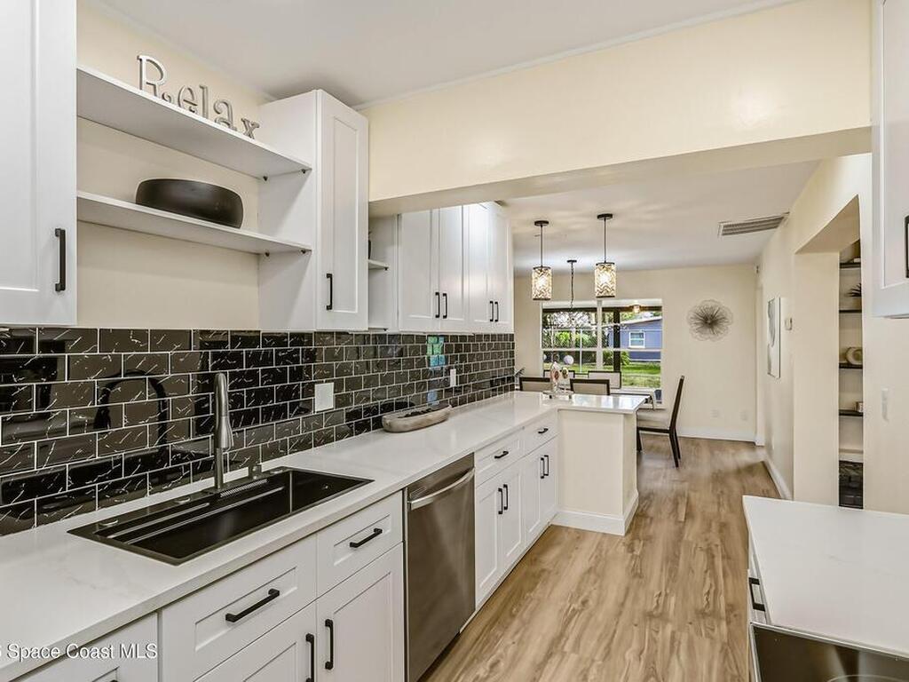 2283 Saint Swithin Lane, Melbourne, FL 32935