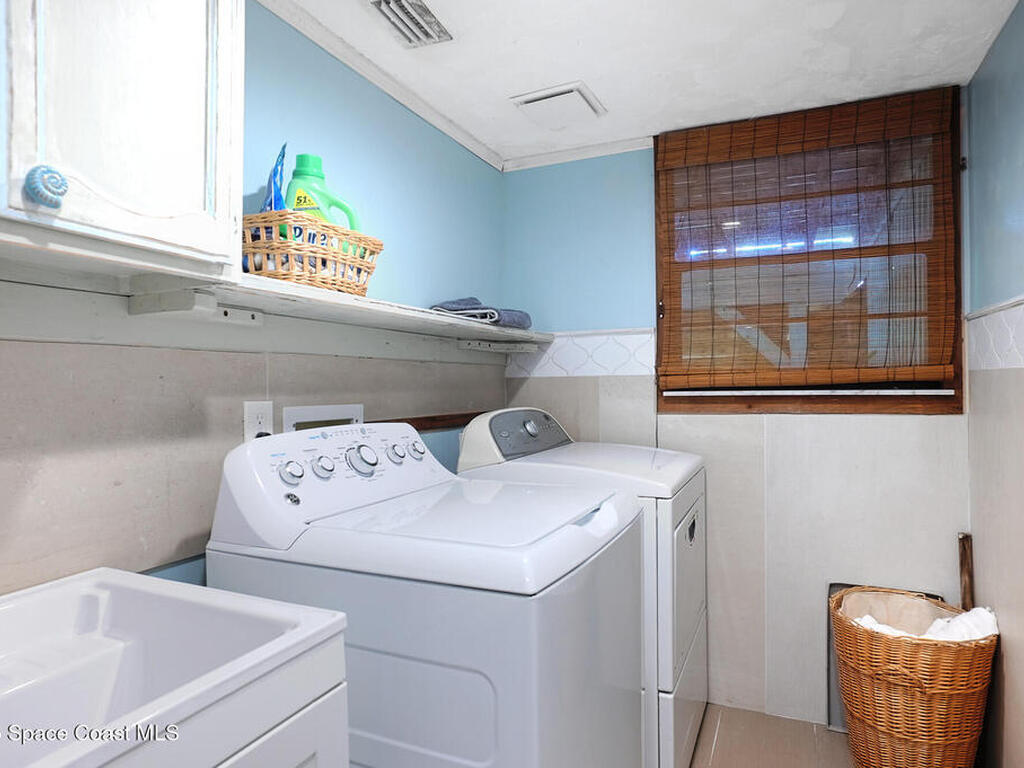 5875 Riverside Drive, Melbourne Beach, FL 32951