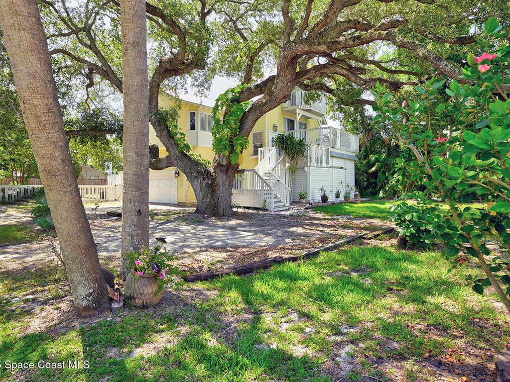 5875 Riverside Drive, Melbourne Beach, FL 32951