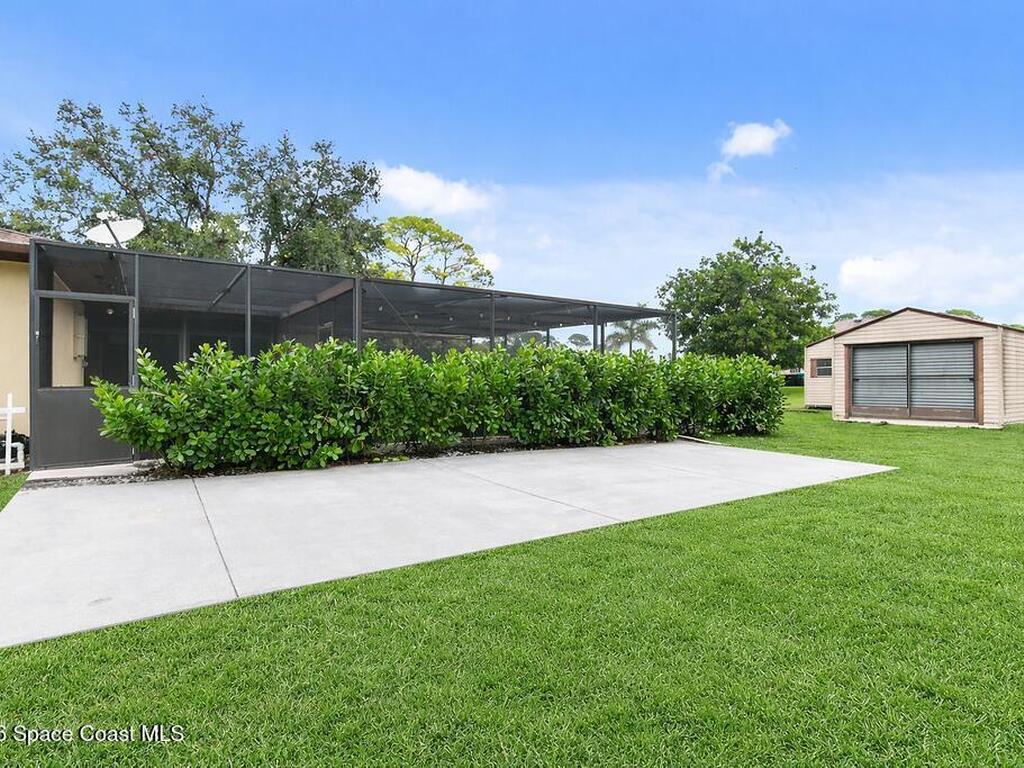 875 Homey Place, Palm Bay, FL 32907