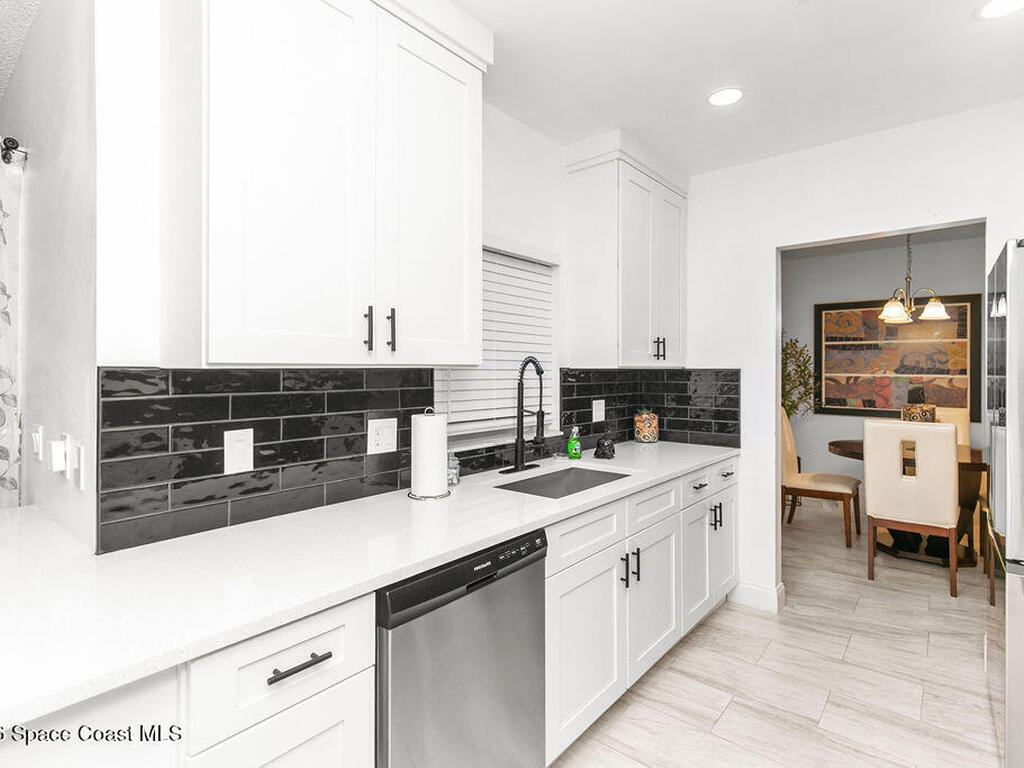 875 Homey Place, Palm Bay, FL 32907