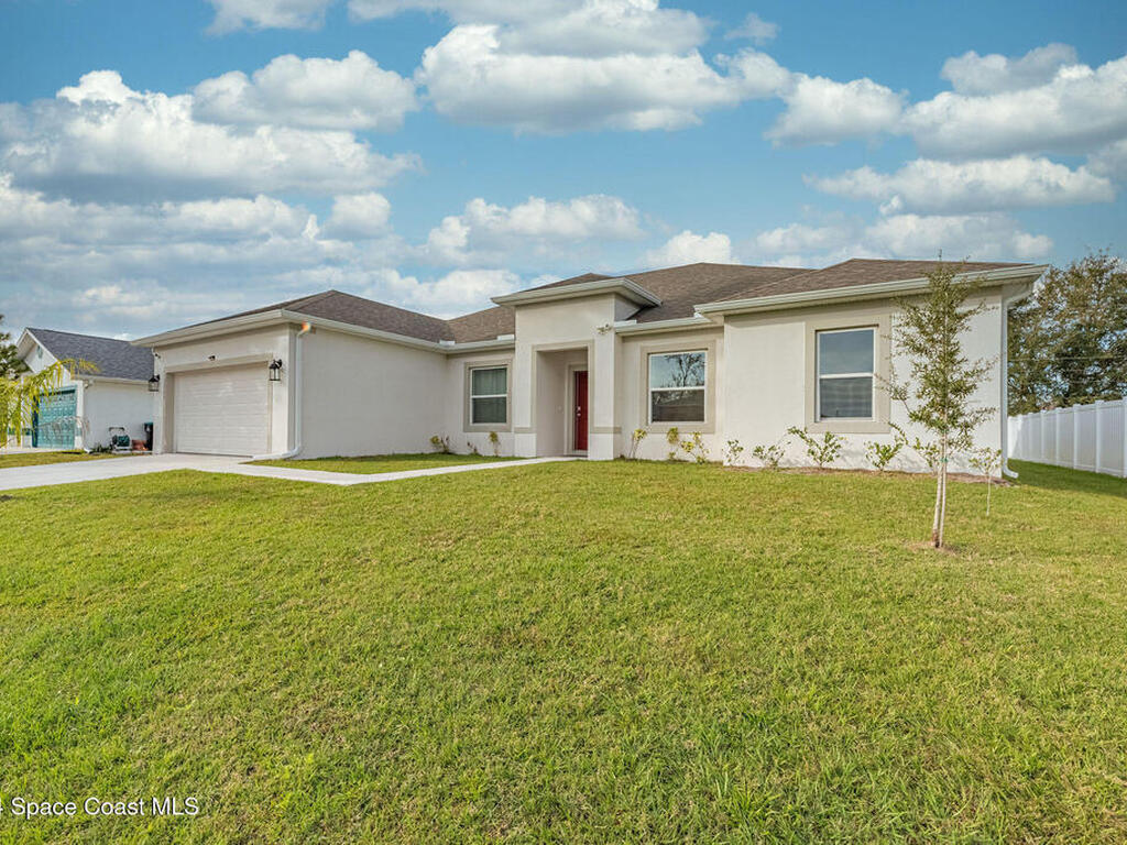 1717 Dalroy Street, Palm Bay, FL 32907