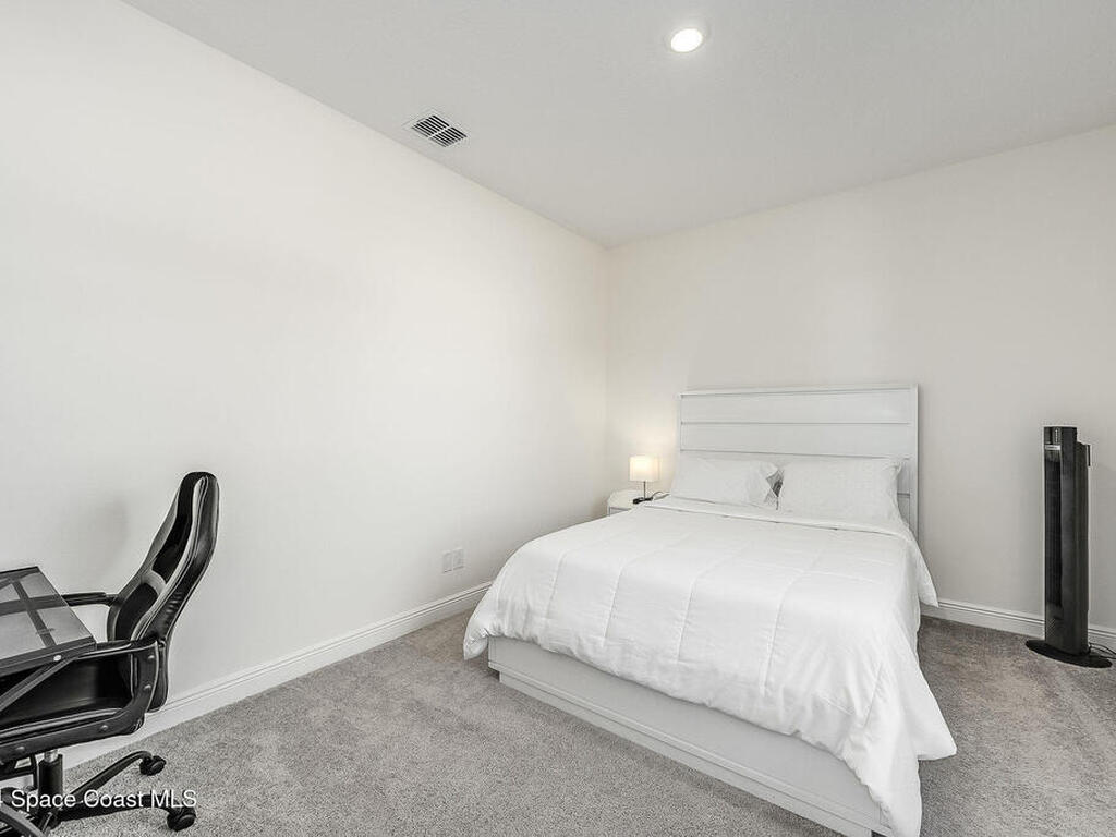 410 Old Road, Palm Bay, FL 32908