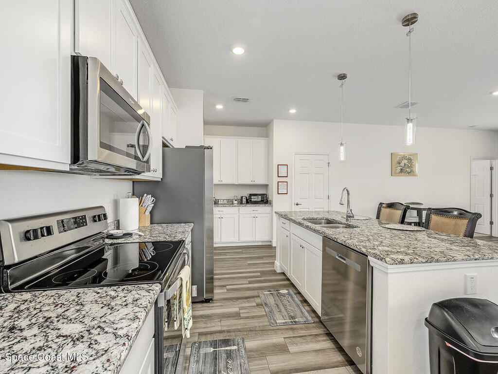 410 Old Road, Palm Bay, FL 32908