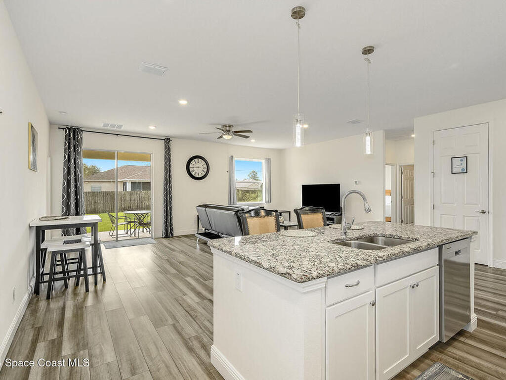 410 Old Road, Palm Bay, FL 32908