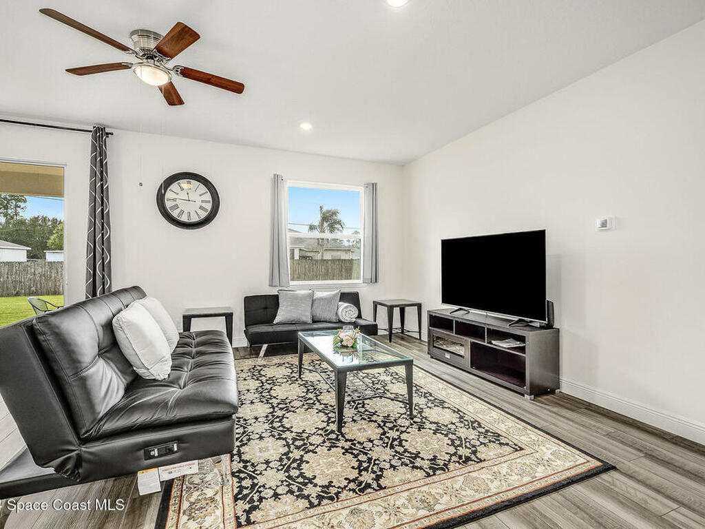 410 Old Road, Palm Bay, FL 32908