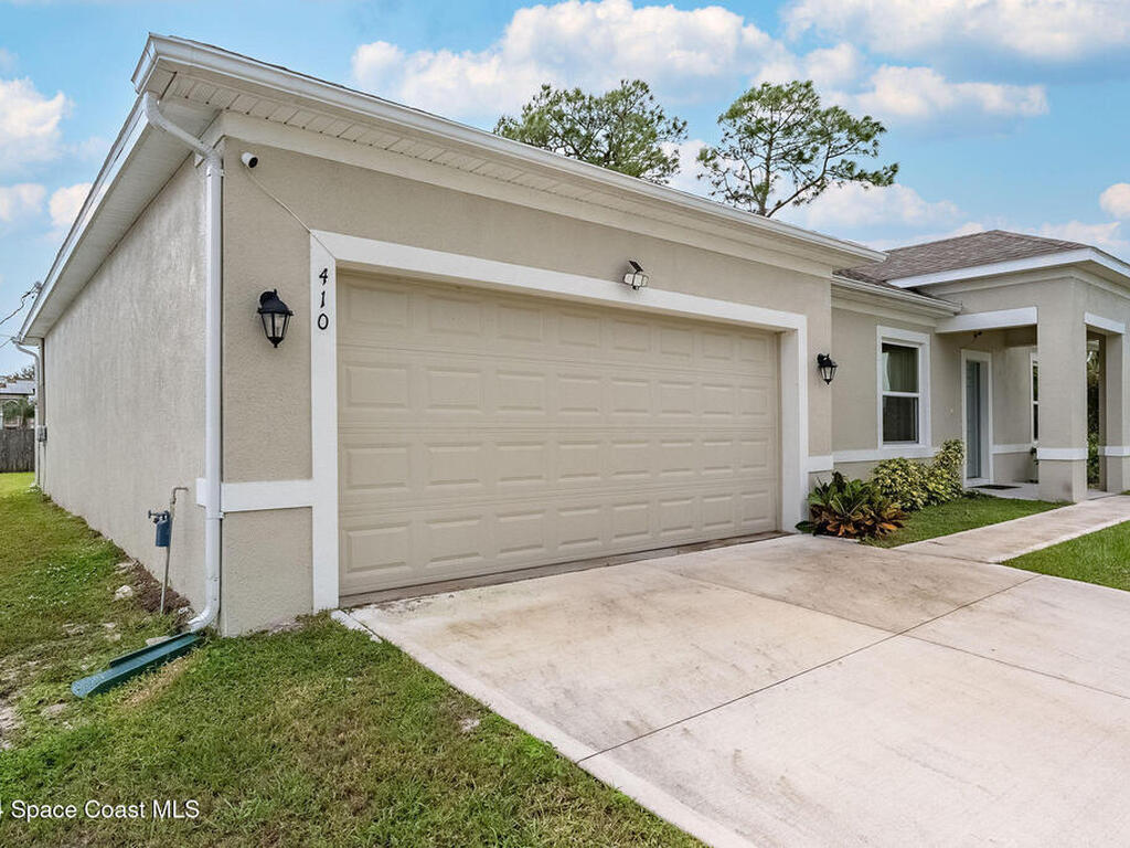 410 Old Road, Palm Bay, FL 32908