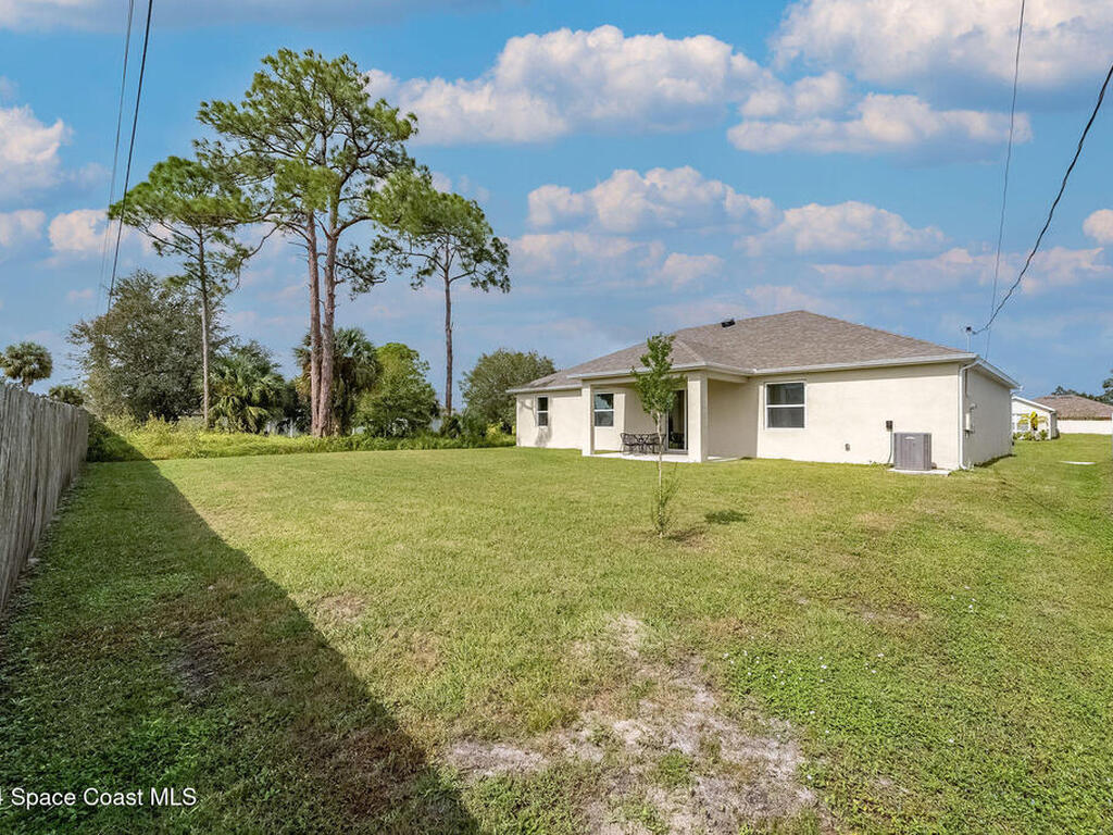 410 Old Road, Palm Bay, FL 32908