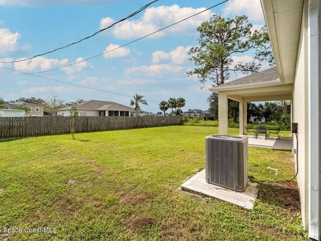 410 Old Road, Palm Bay, FL 32908