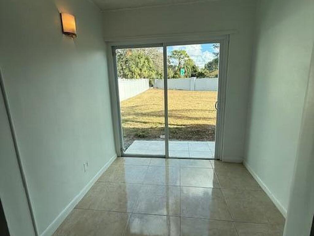 2733 Graduate Court, Orlando, FL 32826