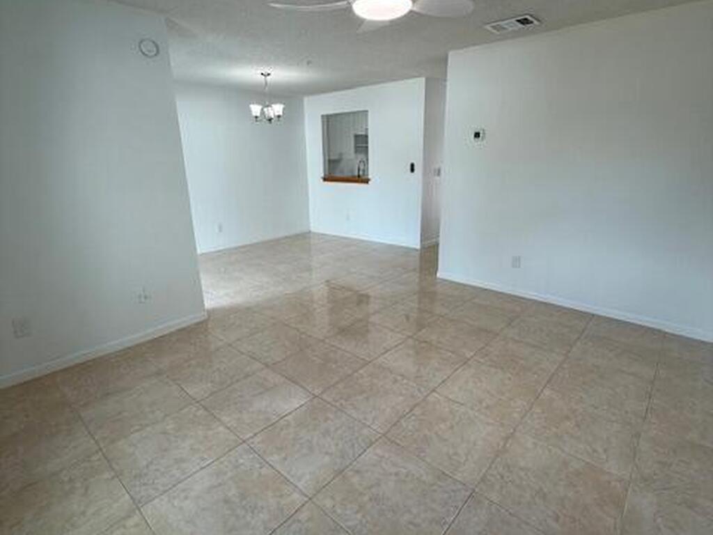 2733 Graduate Court, Orlando, FL 32826