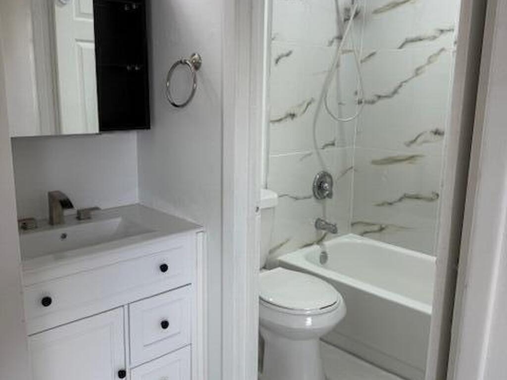 2733 Graduate Court, Orlando, FL 32826