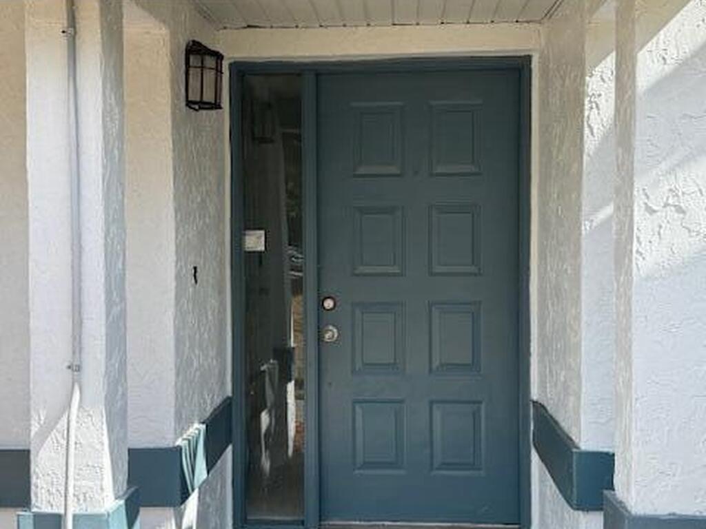 2733 Graduate Court, Orlando, FL 32826