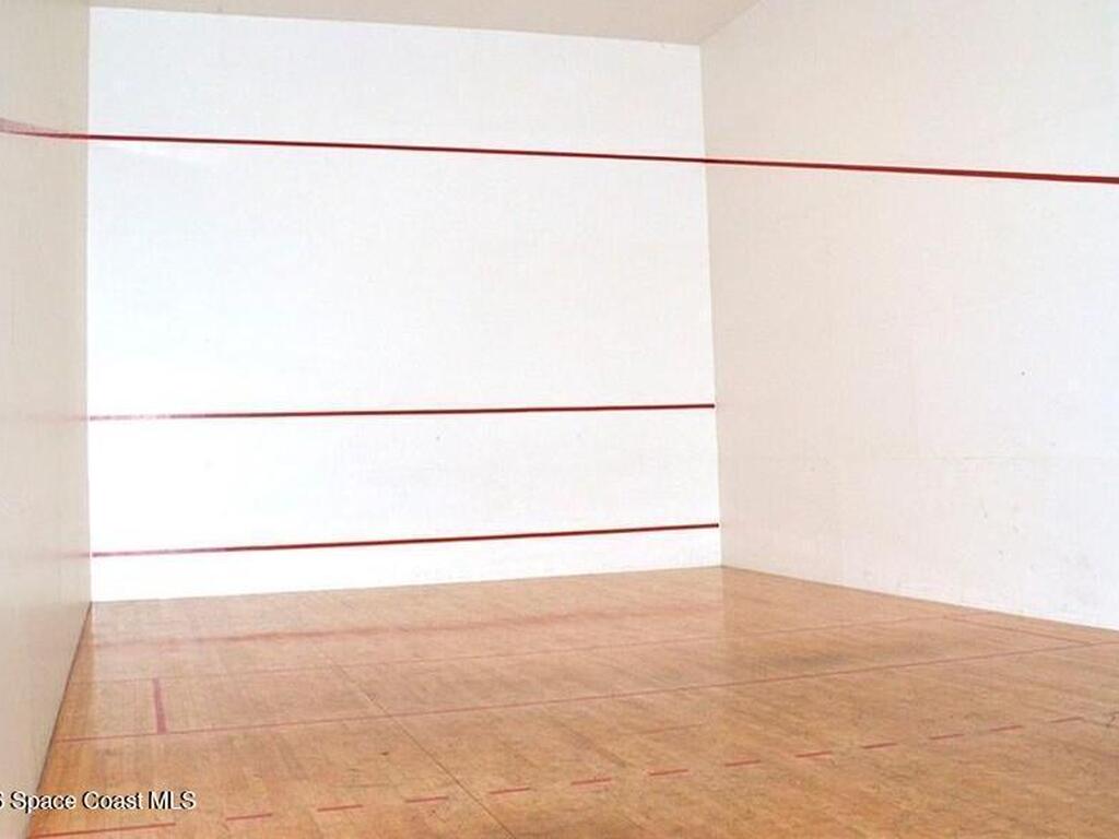 1810 Waterford Drive, Vero Beach, FL 32966