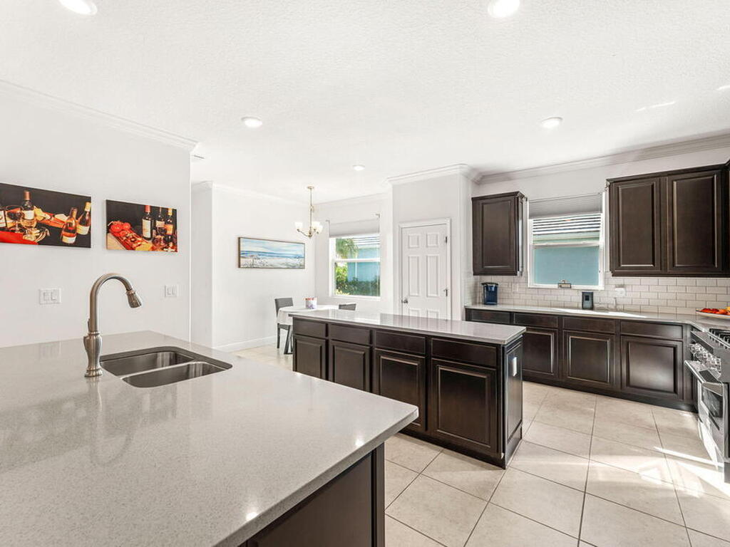 6435 Monserrat Drive, Vero Beach, FL 32967