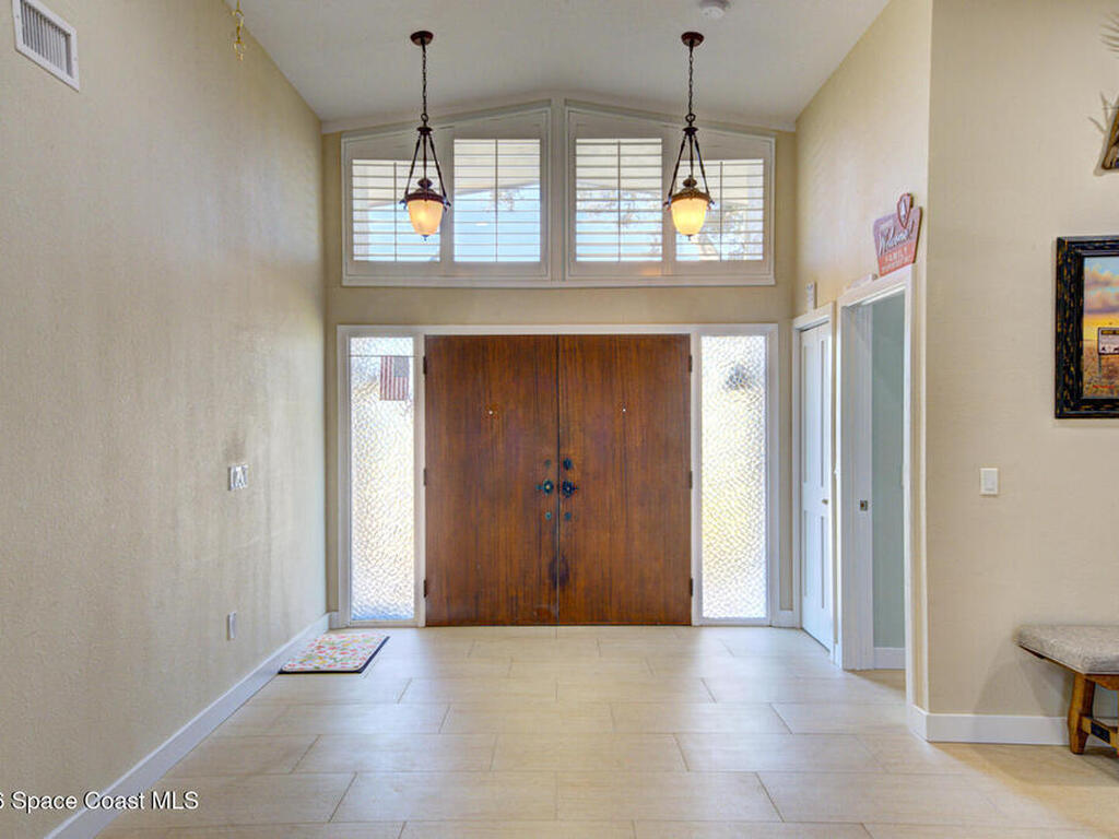 30 Westview Lane, Cocoa Beach, FL 32931