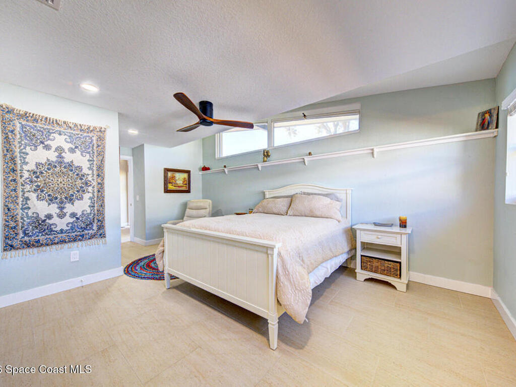 30 Westview Lane, Cocoa Beach, FL 32931