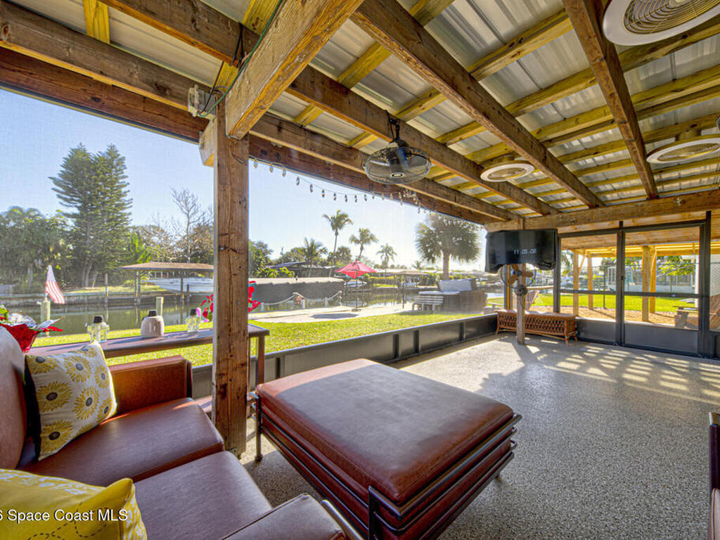 30 Westview Lane, Cocoa Beach, FL 32931