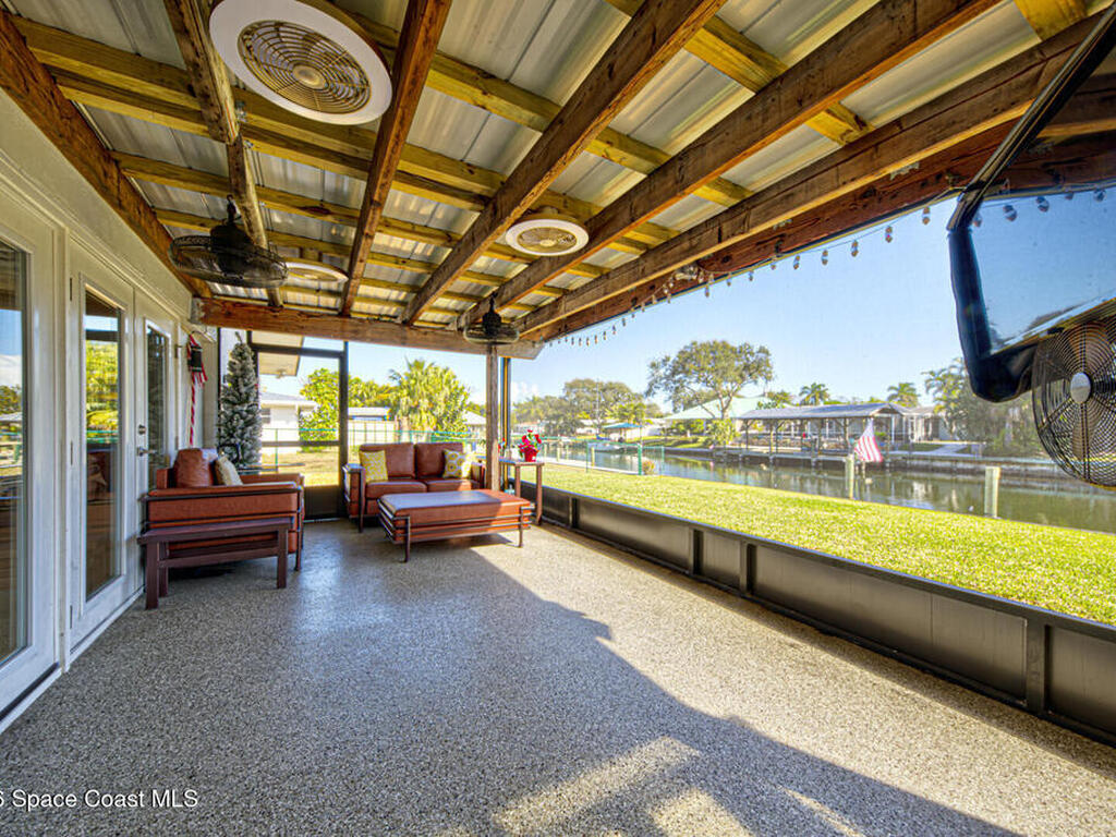 30 Westview Lane, Cocoa Beach, FL 32931