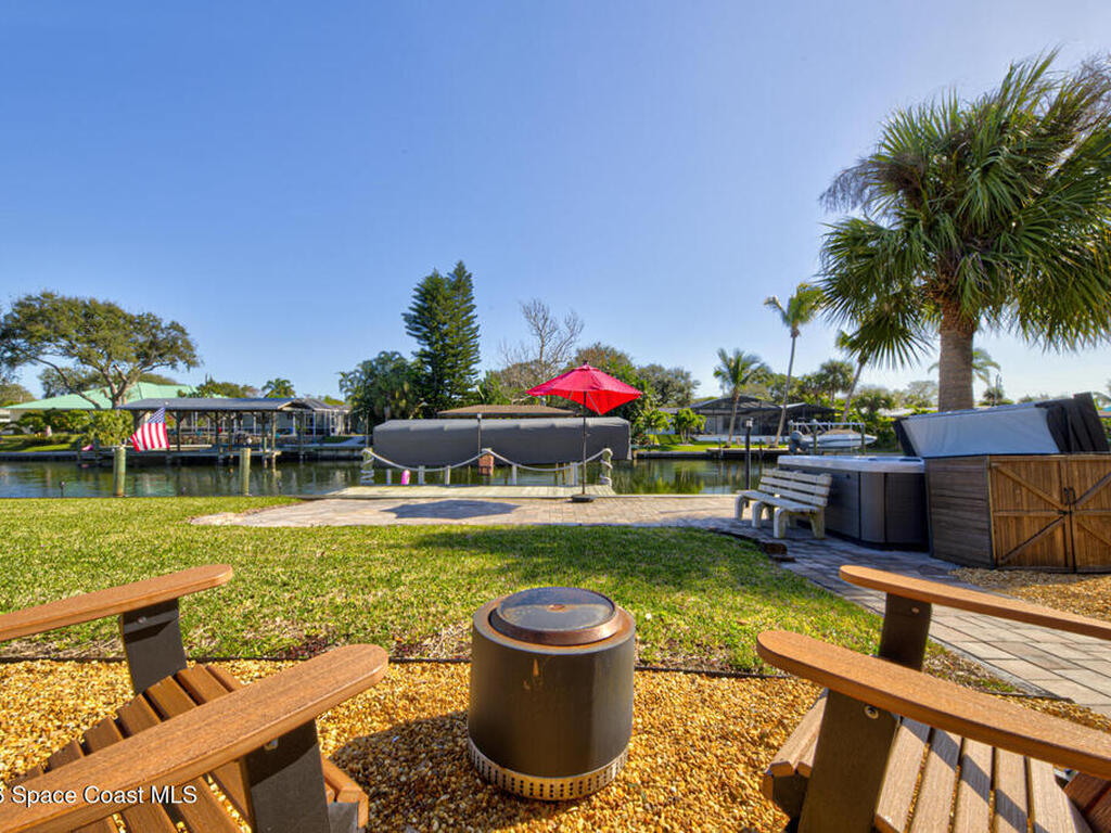 30 Westview Lane, Cocoa Beach, FL 32931