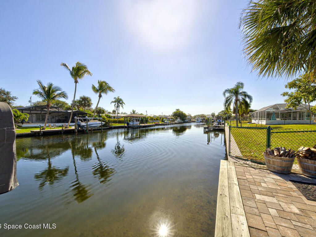 30 Westview Lane, Cocoa Beach, FL 32931