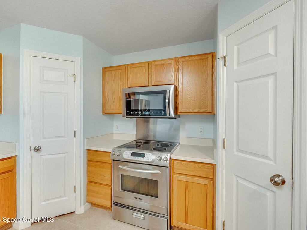 2041 Brookshire Circle, Melbourne, FL 32904