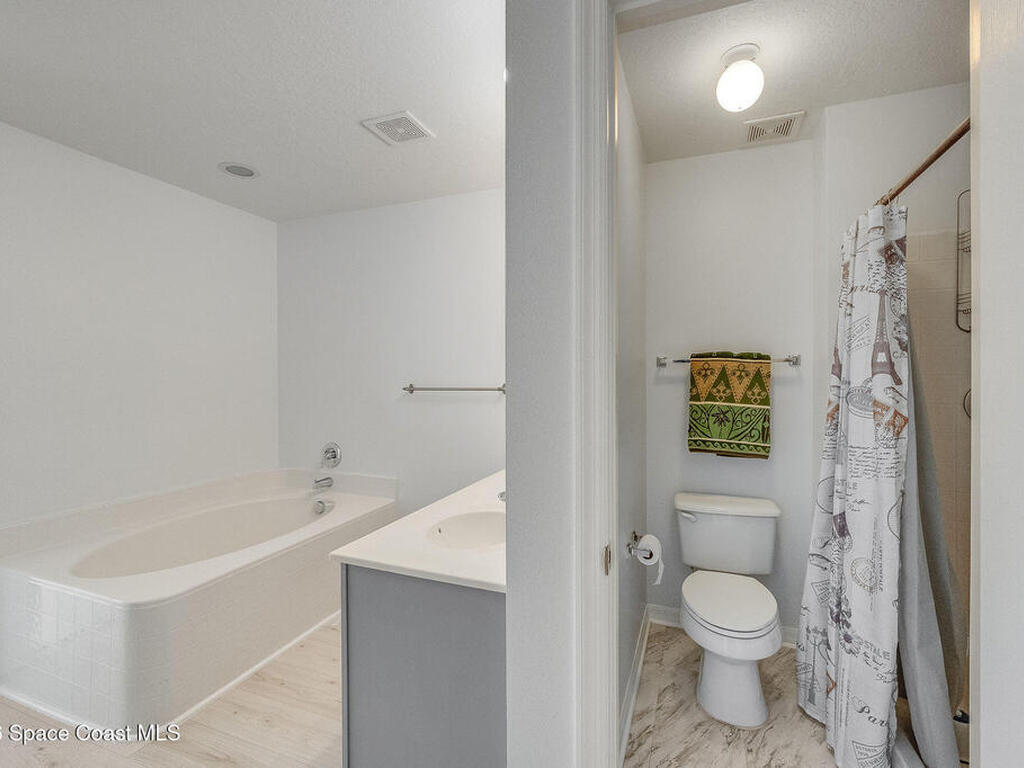 2041 Brookshire Circle, Melbourne, FL 32904