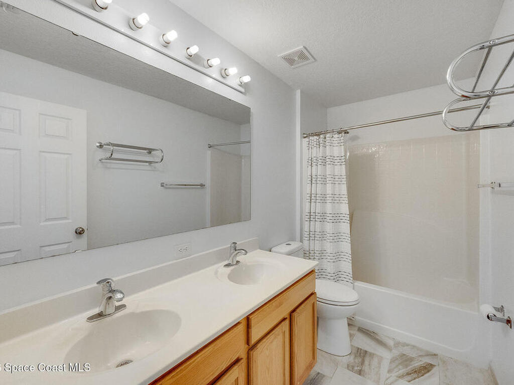 2041 Brookshire Circle, Melbourne, FL 32904