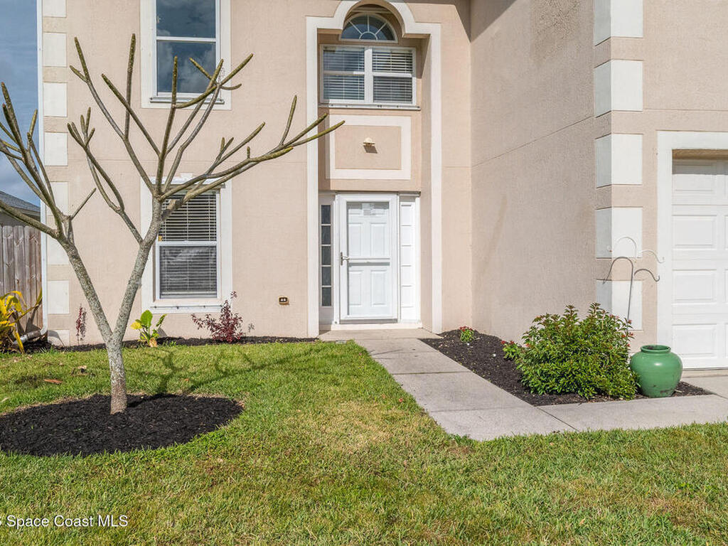 2041 Brookshire Circle, Melbourne, FL 32904