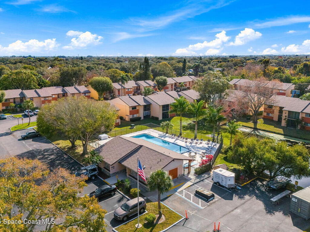 2369 Golf Lake Circle, Melbourne, FL 32935