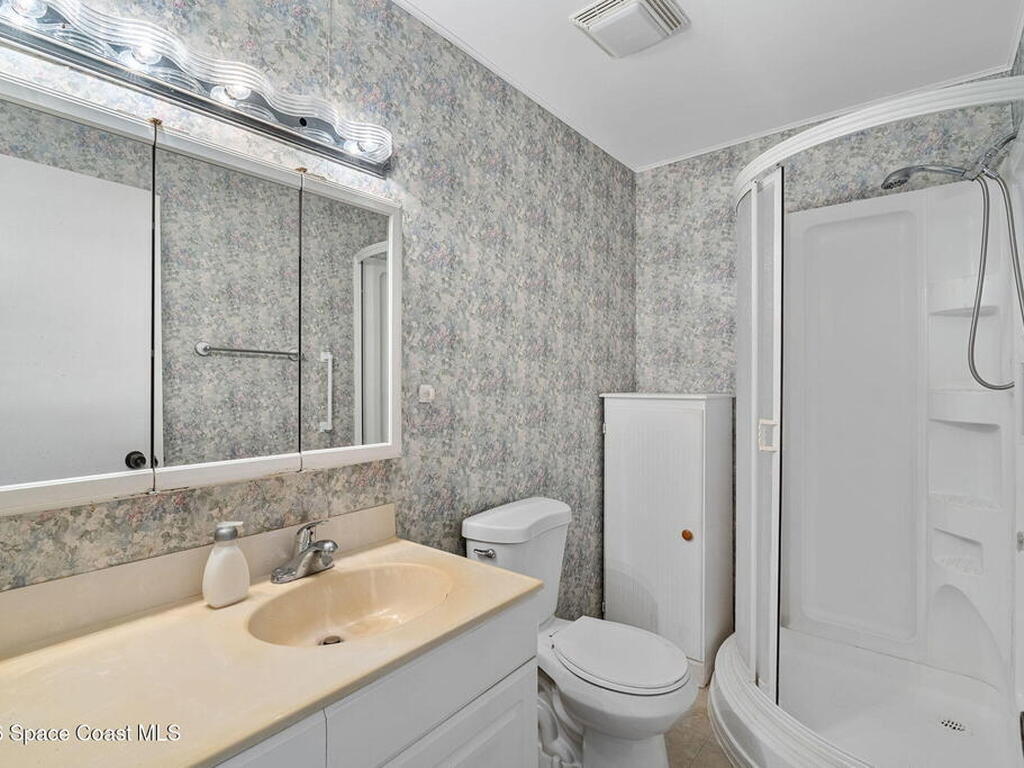 2369 Golf Lake Circle, Melbourne, FL 32935