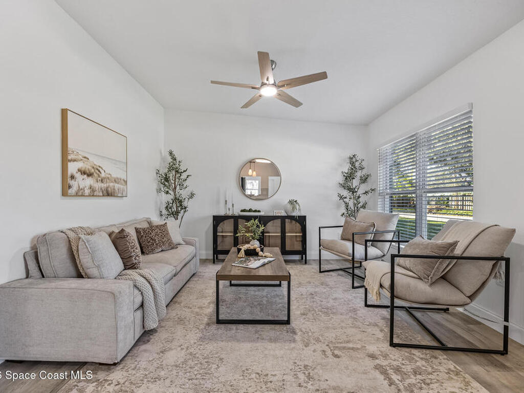 199 Oak Avenue, Cocoa Beach, FL 32931