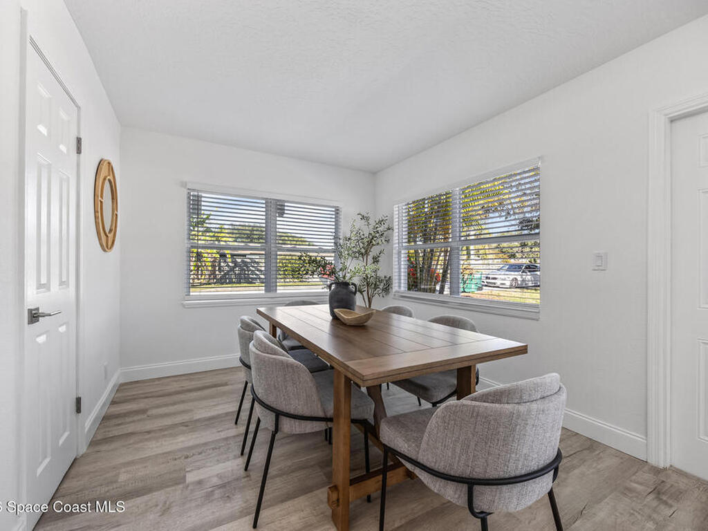 199 Oak Avenue, Cocoa Beach, FL 32931