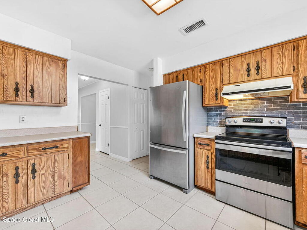 1081 Sunswept Road, Palm Bay, FL 32905