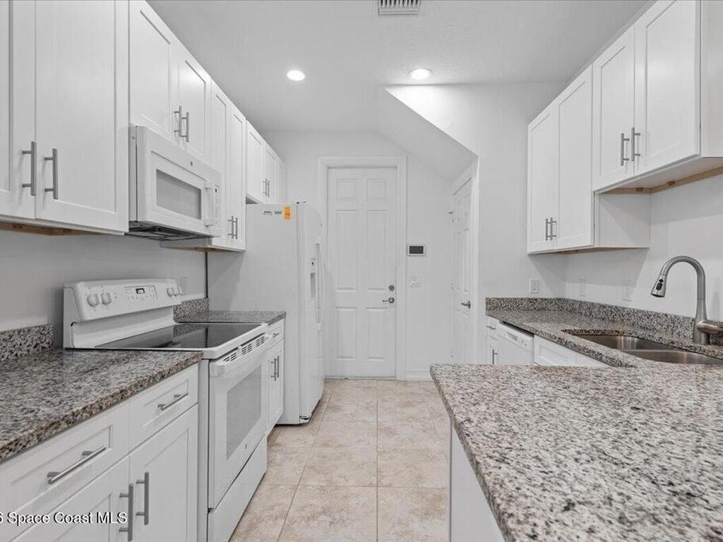 1490 Isabella Drive, Melbourne, FL 32935