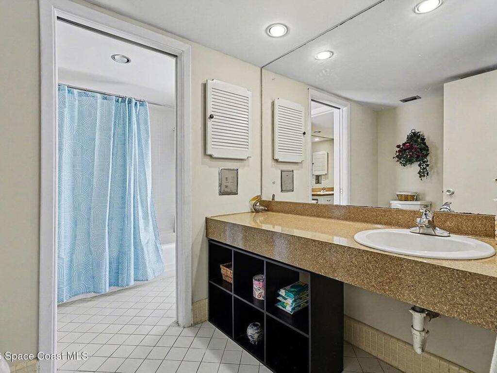 812 Port Malabar Boulevard, Palm Bay, FL 32905