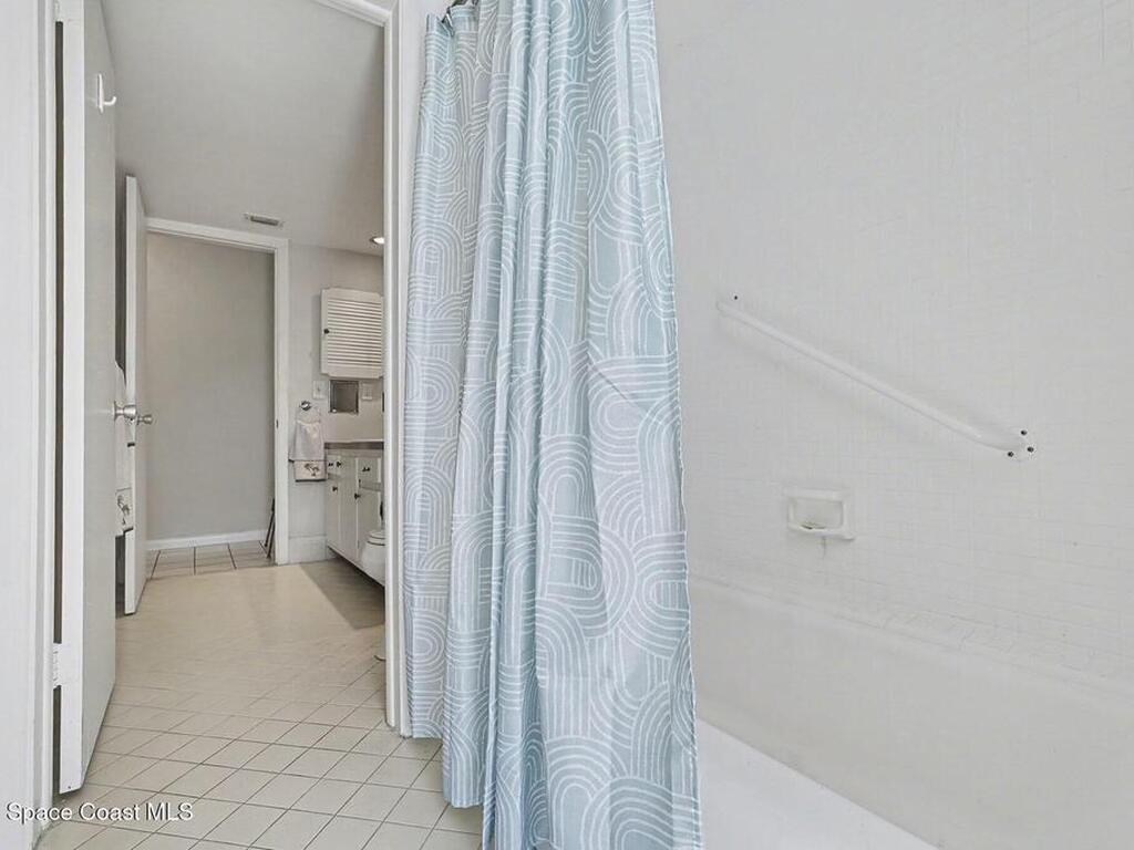 812 Port Malabar Boulevard, Palm Bay, FL 32905