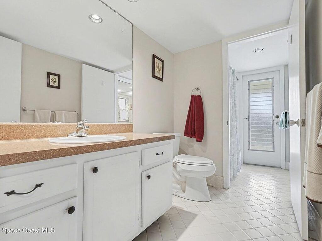 812 Port Malabar Boulevard, Palm Bay, FL 32905