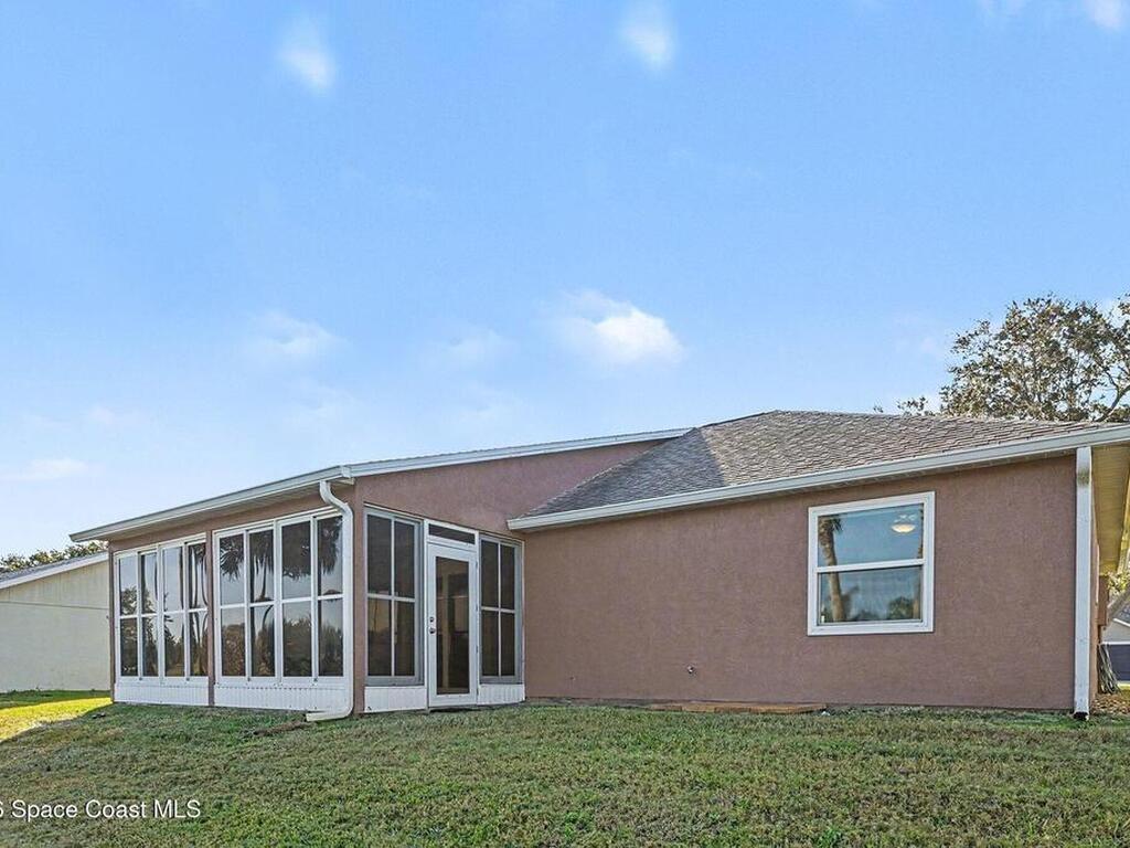 1320 Ambra Drive, Melbourne, FL 32940