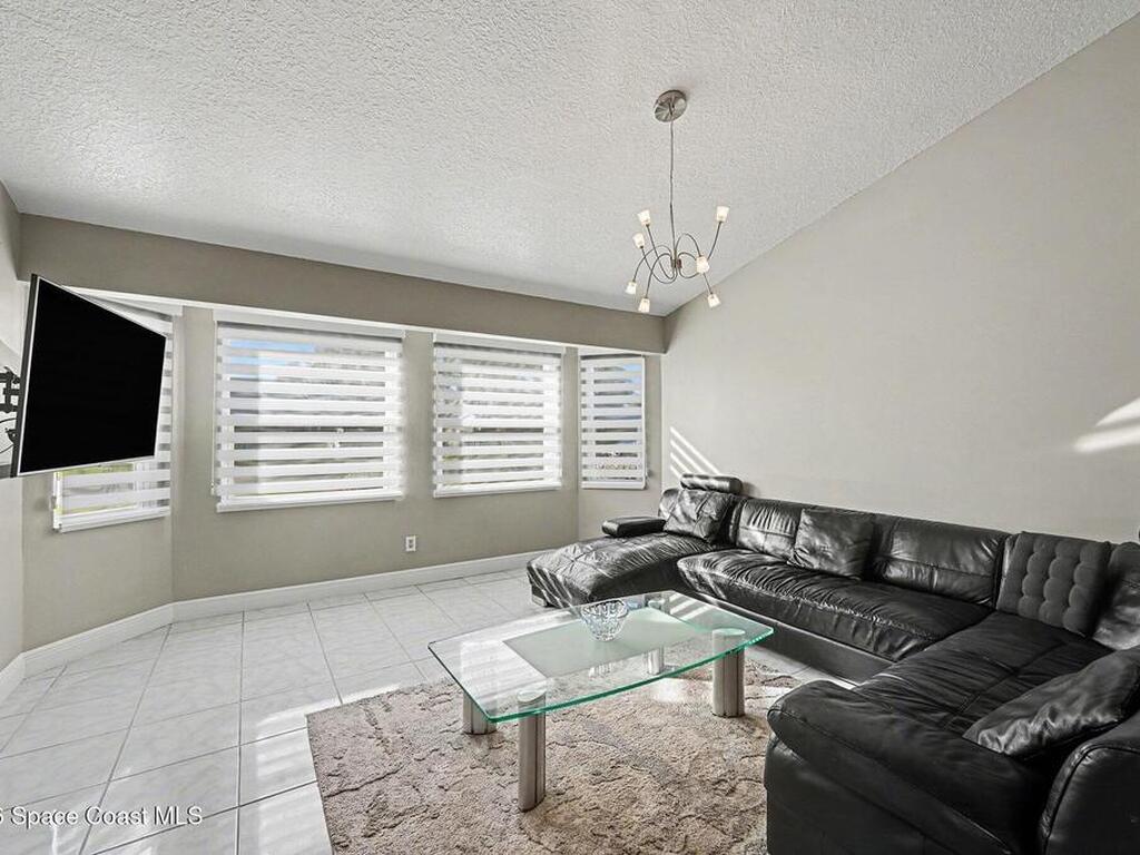 1320 Ambra Drive, Melbourne, FL 32940