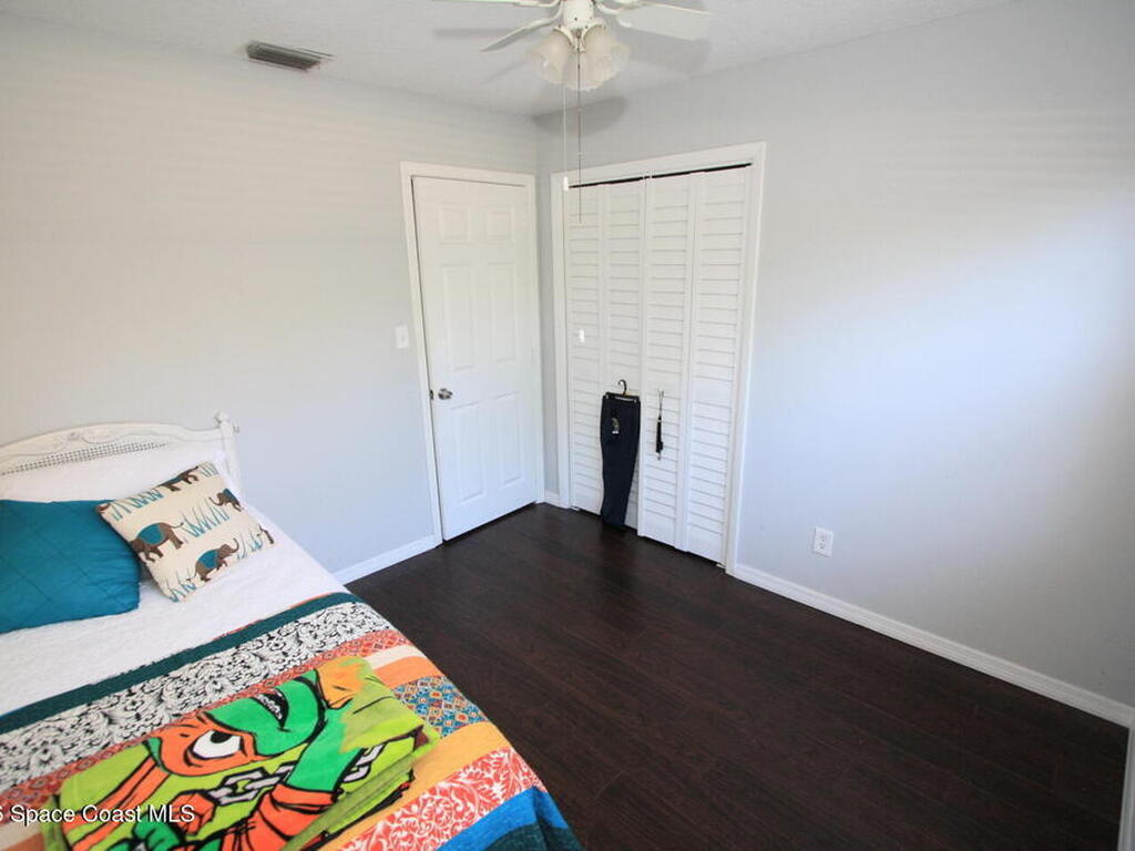 8205 93rd Avenue, Vero Beach, FL 32967