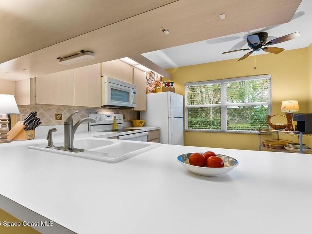 2913 SW Lakemont Place, Palm City, FL 34990